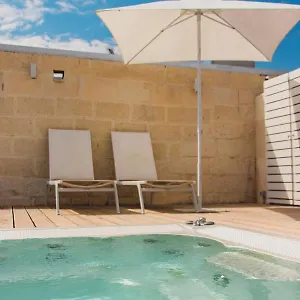 2* Casa de hóspedes Sui Tetti Luxury